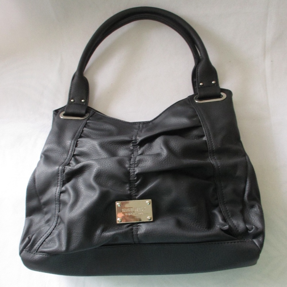 NWT - Nine West black handbag - MSRP $79.00